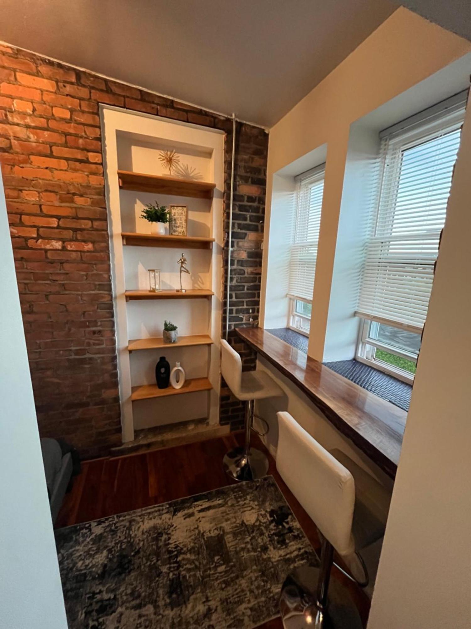 2 Bedroom Stylist Apartment Detroit Exterior foto